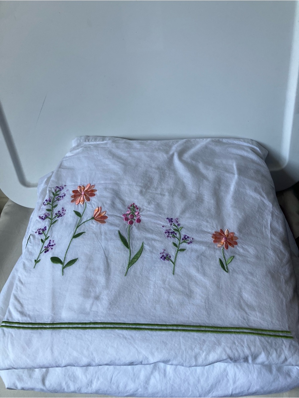 La Maison de Domitille Queen Sheet Set White Floral Embroidered Flat Fitted